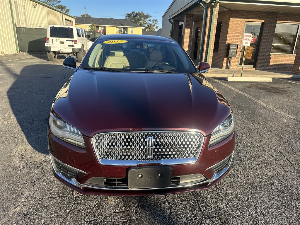 2017 Lincoln MKZ Reserve's photo