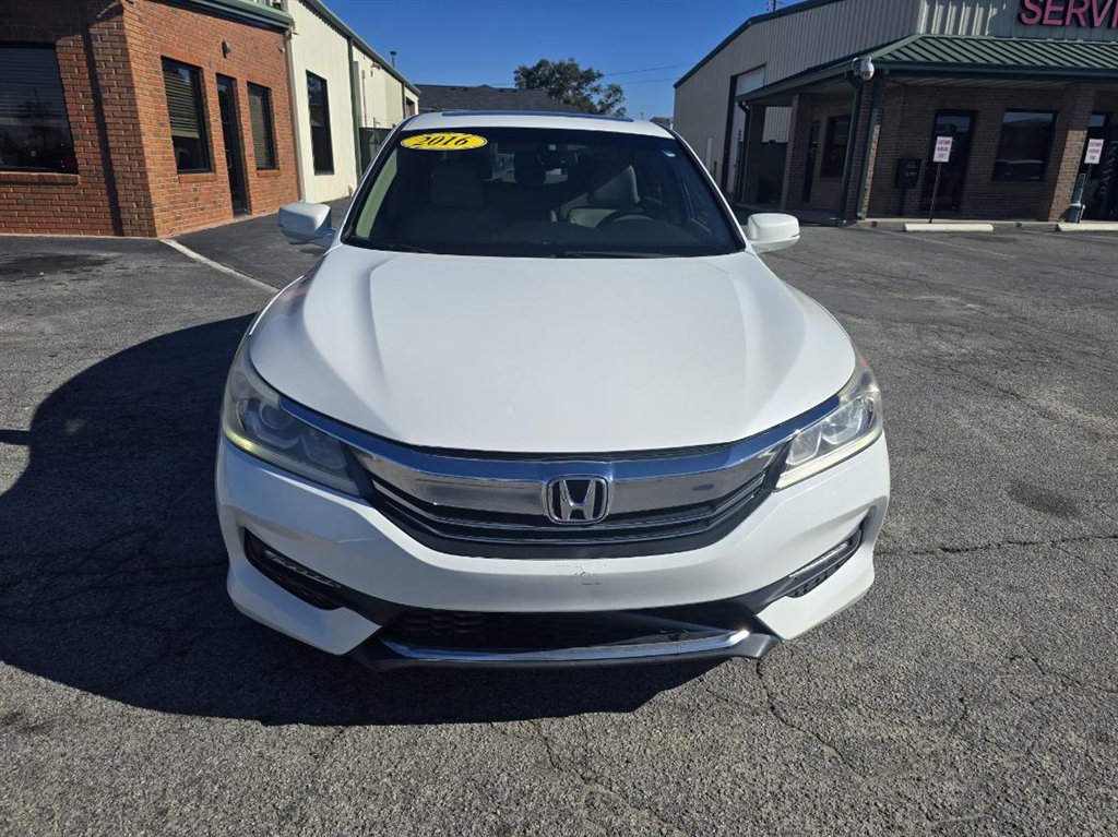 2016 Honda Accord EX-L's photo
