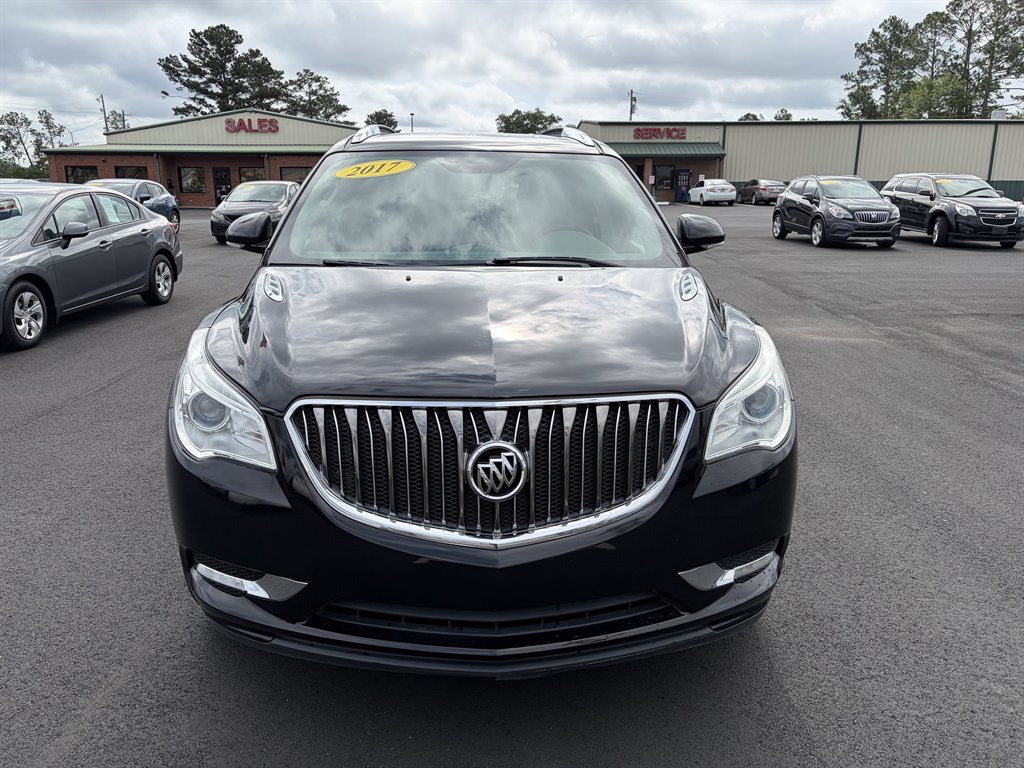 2017 Buick Enclave Convenience's photo