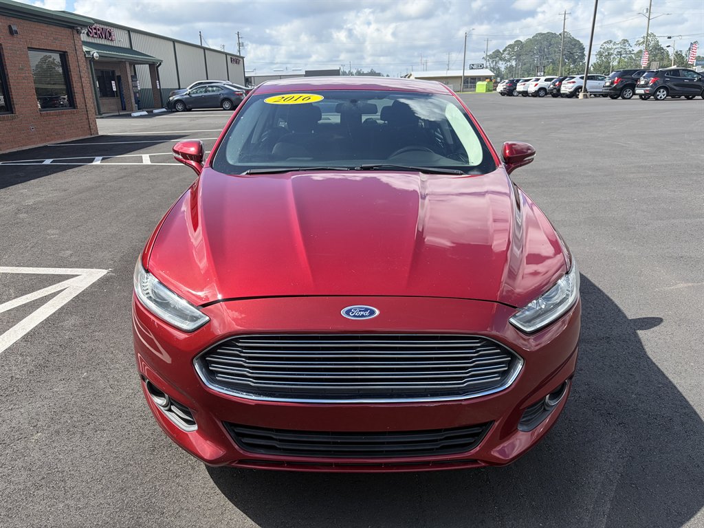 2016 Ford Fusion SE FWD's photo