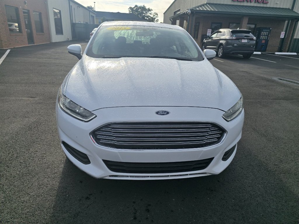 2015 Ford Fusion S FWD's photo