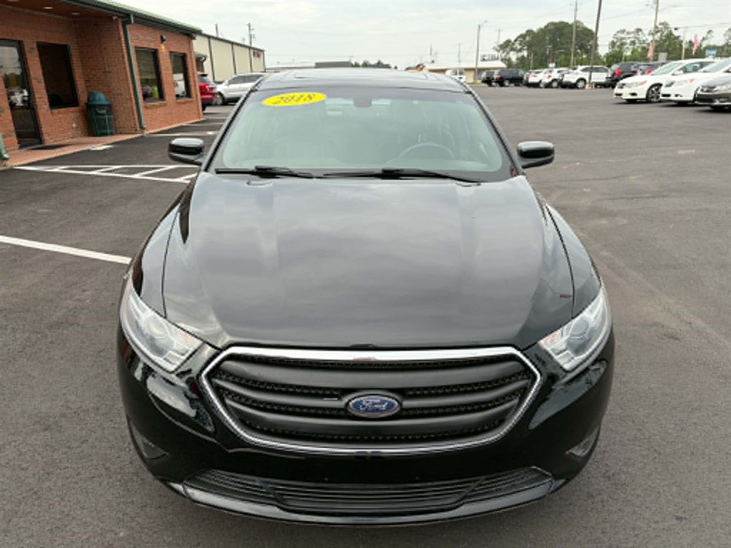 2018 Ford Taurus SEL FWD's photo