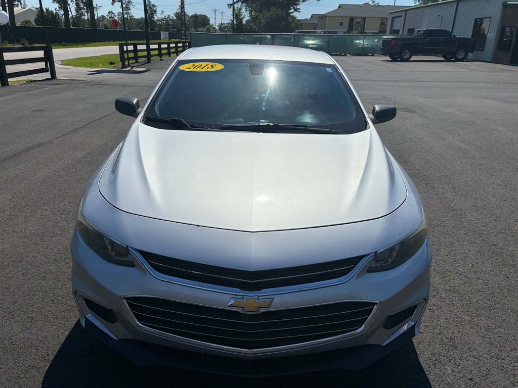 2018 Chevrolet Malibu 1LS's photo