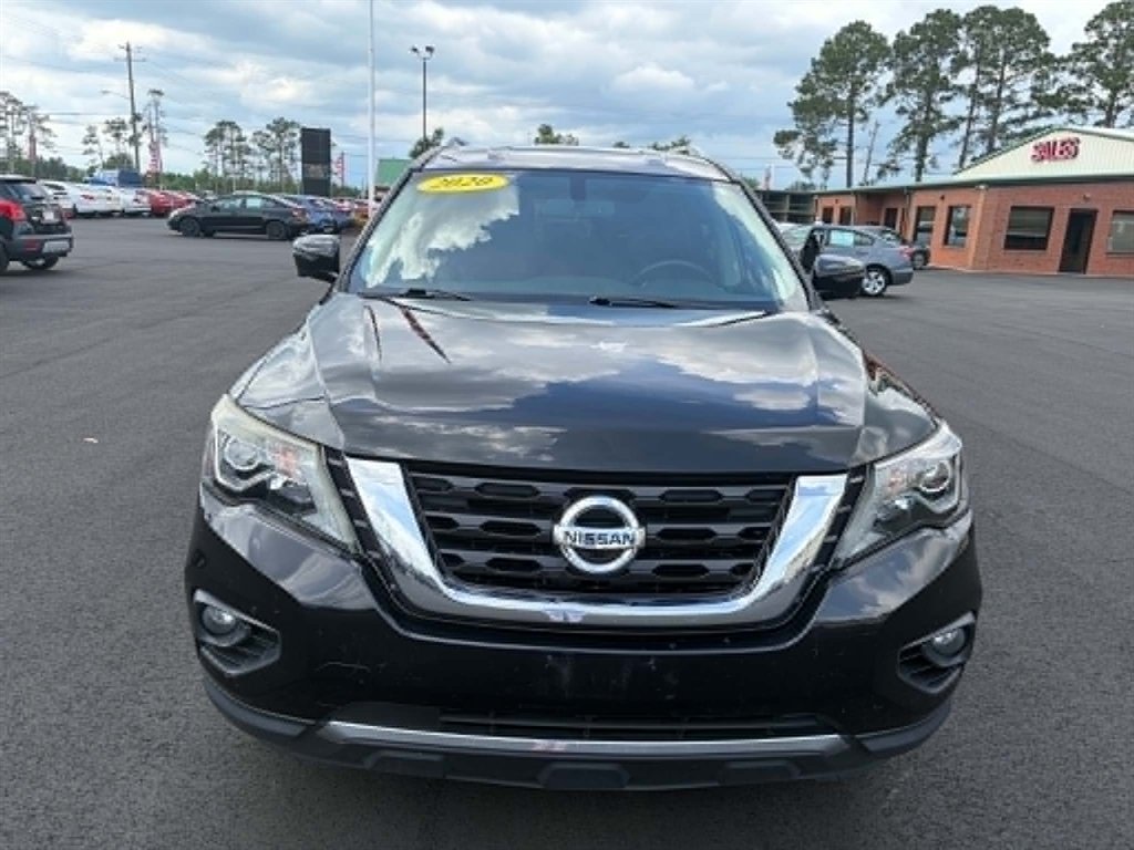 2020 Nissan Pathfinder SL 2WD's photo