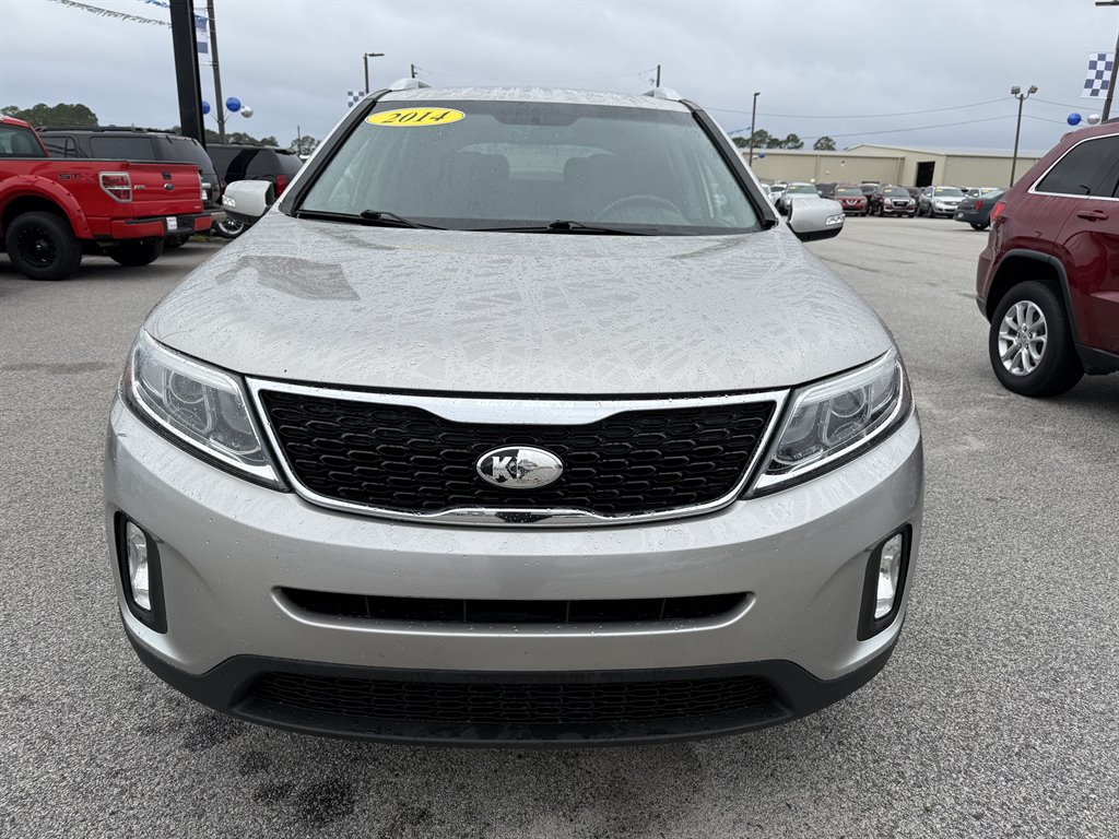 2014 Kia Sorento LX's photo
