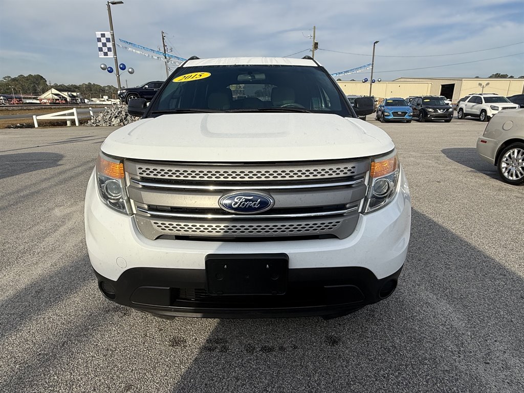 2015 Ford Explorer Base's photo