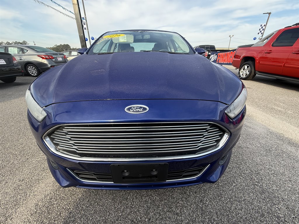 2016 Ford Fusion Titanium's photo