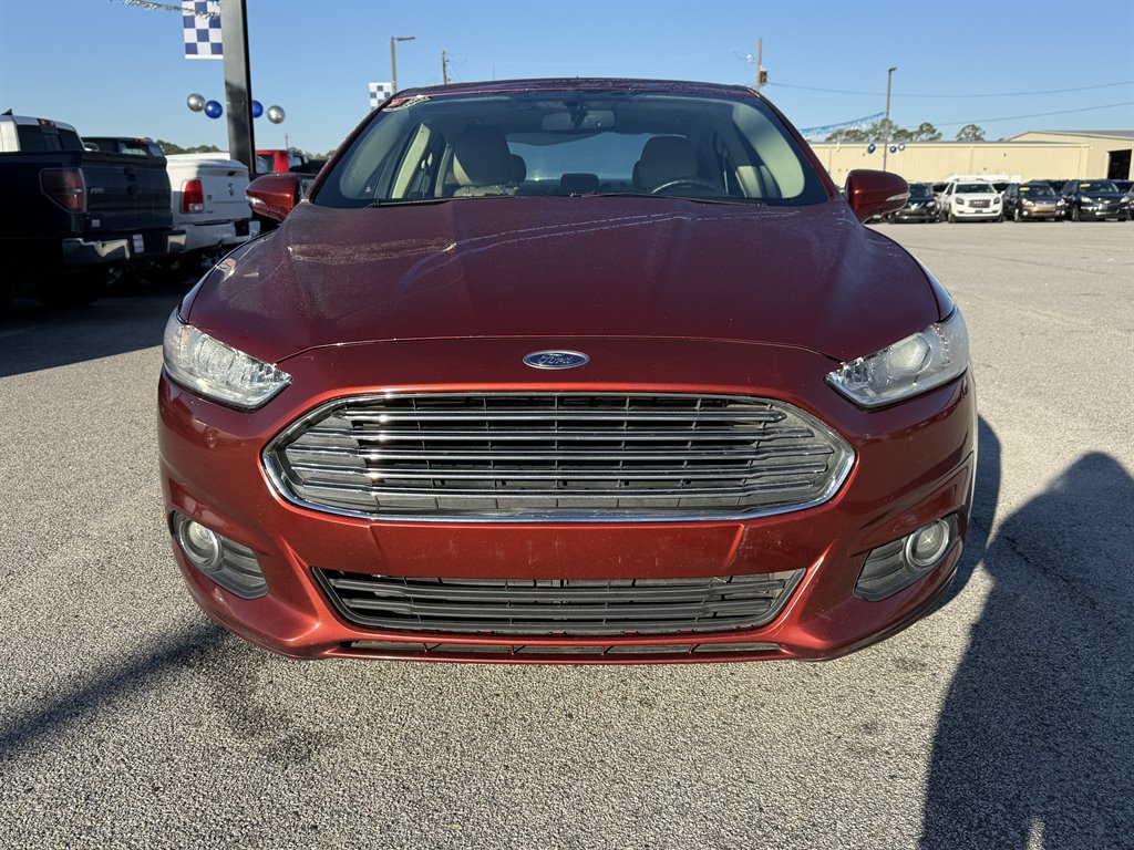 2014 Ford Fusion SE's photo