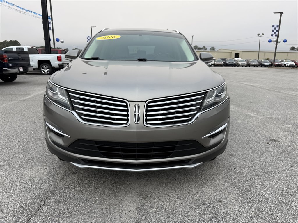 2016 Lincoln MKC Reserve's photo