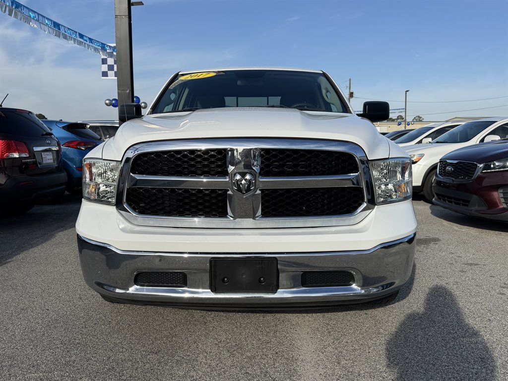 2017 RAM 1500 SLT 4x4 Quad Cab 6'4's photo