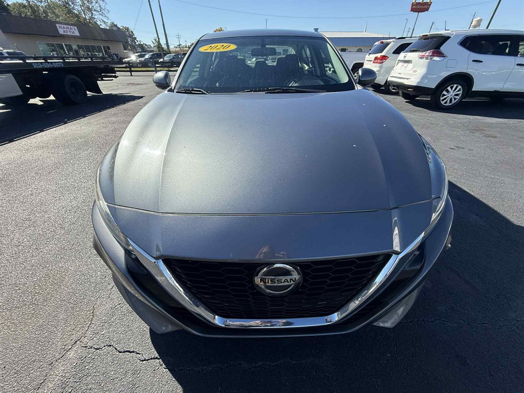 2020 Nissan Altima S's photo