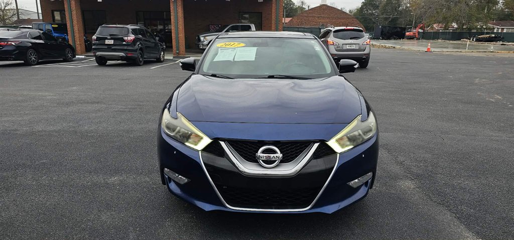 2017 Nissan Maxima Platinum's photo