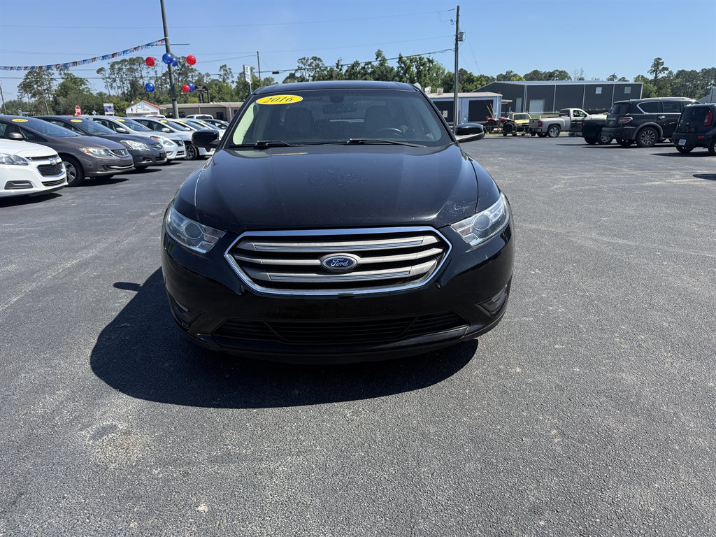 2016 Ford Taurus SEL FWD's photo