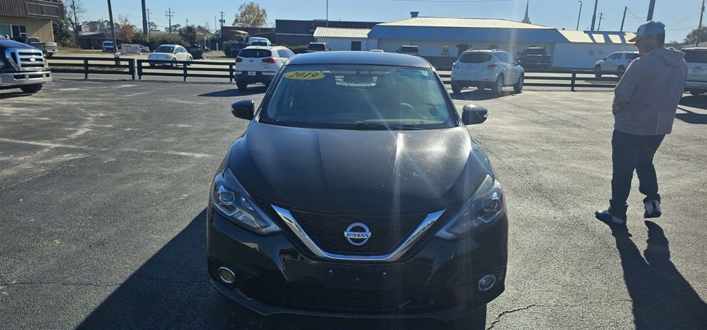 2019 Nissan Sentra SR's photo