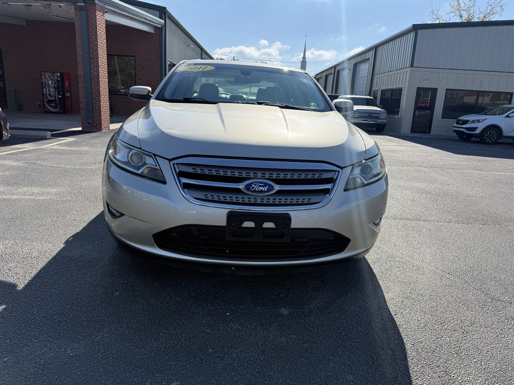 2011 Ford Taurus SEL FWD's photo