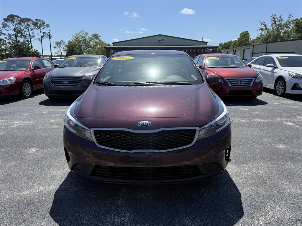 2017 Kia Forte LX AT's photo