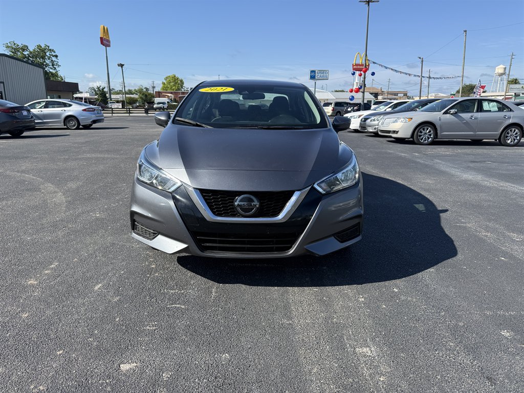 2021 Nissan Versa 1.6 SV CVT's photo