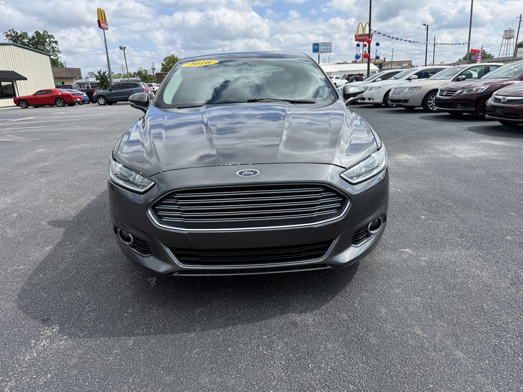 2016 Ford Fusion's photo