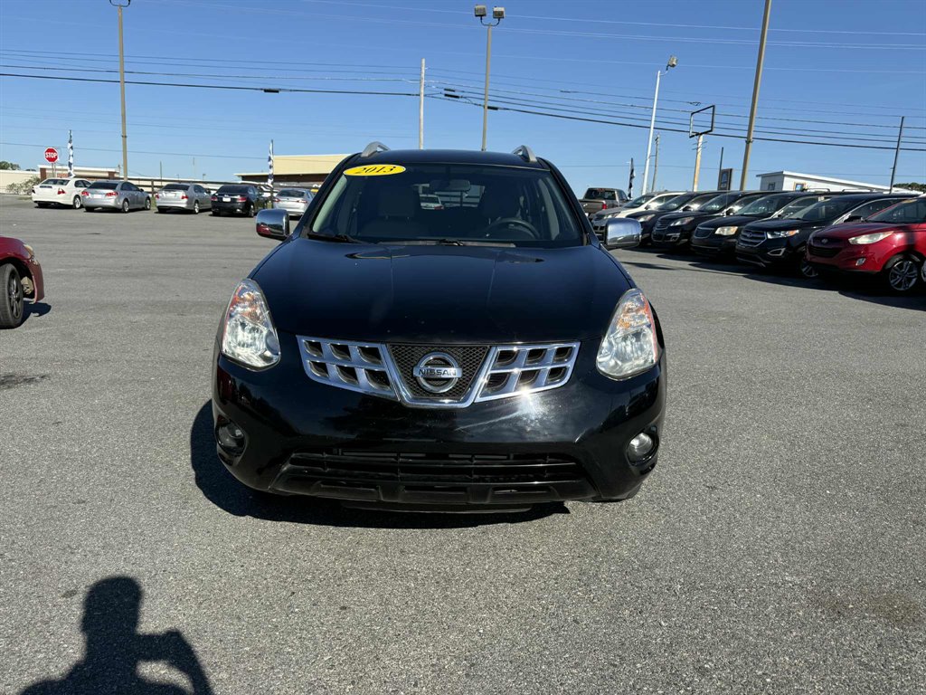 2013 Nissan Rogue S's photo