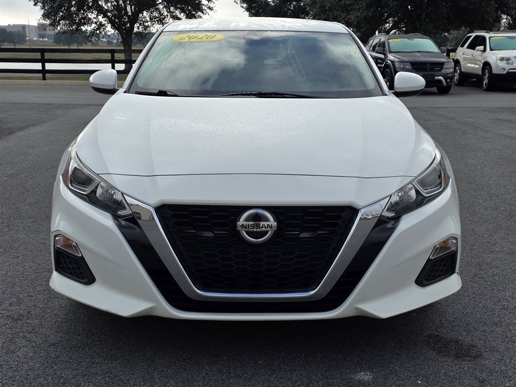 2020 Nissan Altima S's photo