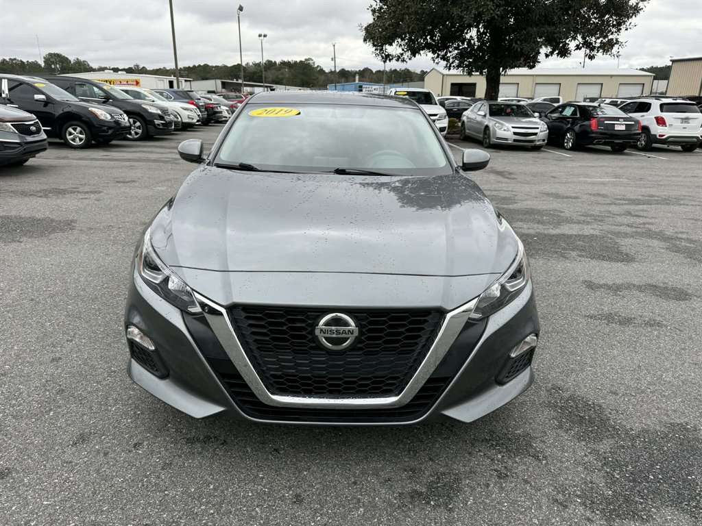 2019 Nissan Altima S's photo