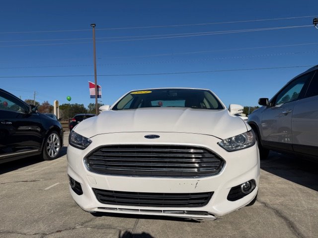 2014 Ford Fusion SE's photo