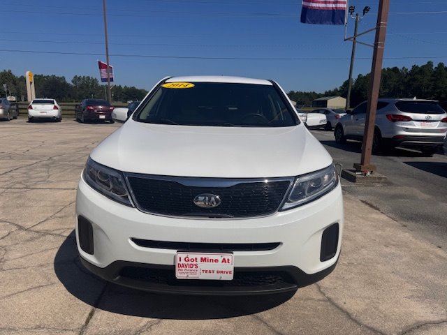 2014 Kia Sorento LX's photo