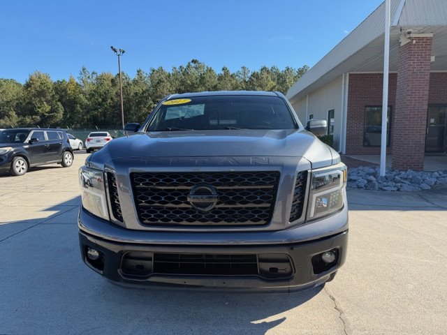 2017 Nissan Titan S's photo