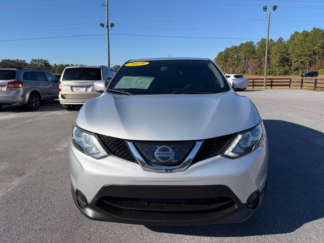 2019 Nissan Rogue Sport S's photo