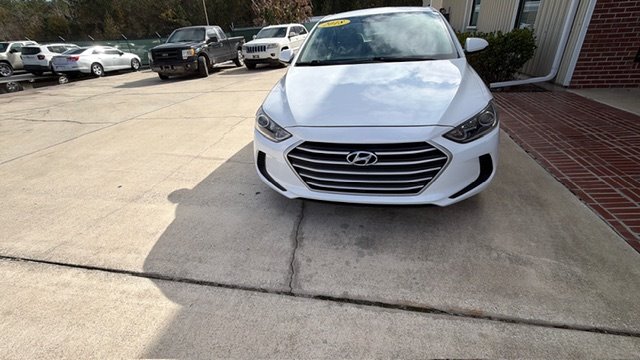 2018 Hyundai Elantra SEL's photo