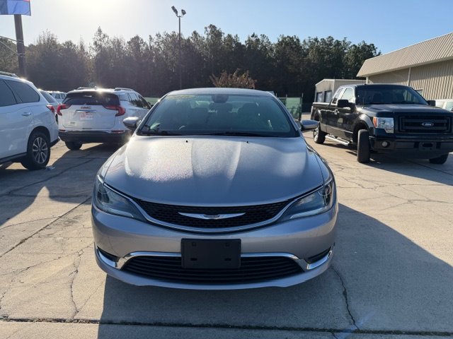 2016 Chrysler 200 Limited's photo