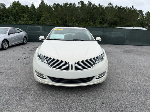 2013 Lincoln MKZ Front Wheel Drive's photo