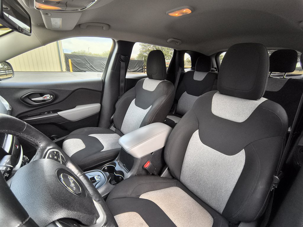 2016 Buick Encore Convenience photo 4