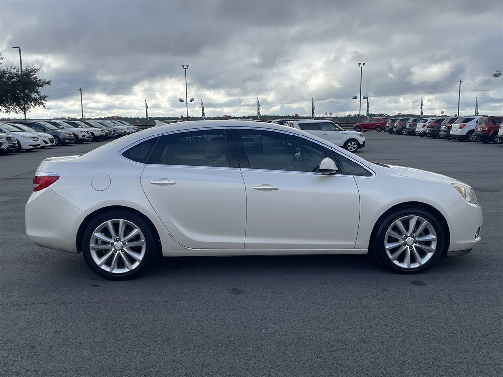 2014 Buick Verano 1SD photo 2