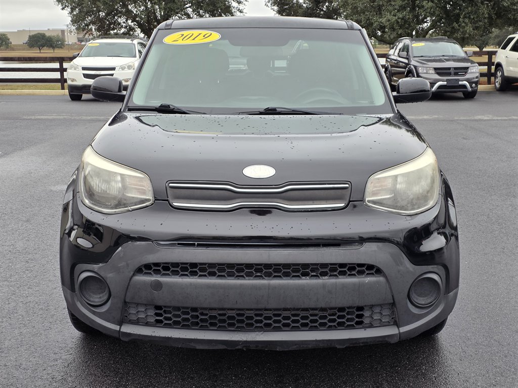 2019 Kia Soul Base's photo