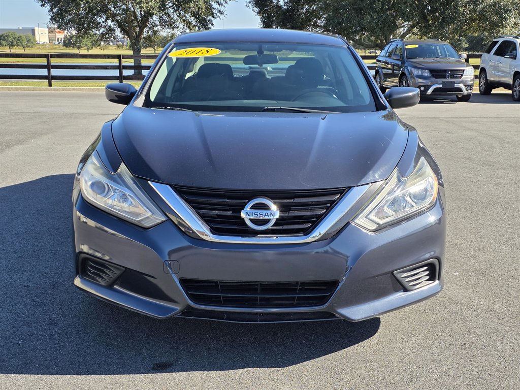 2018 Nissan Altima S's photo