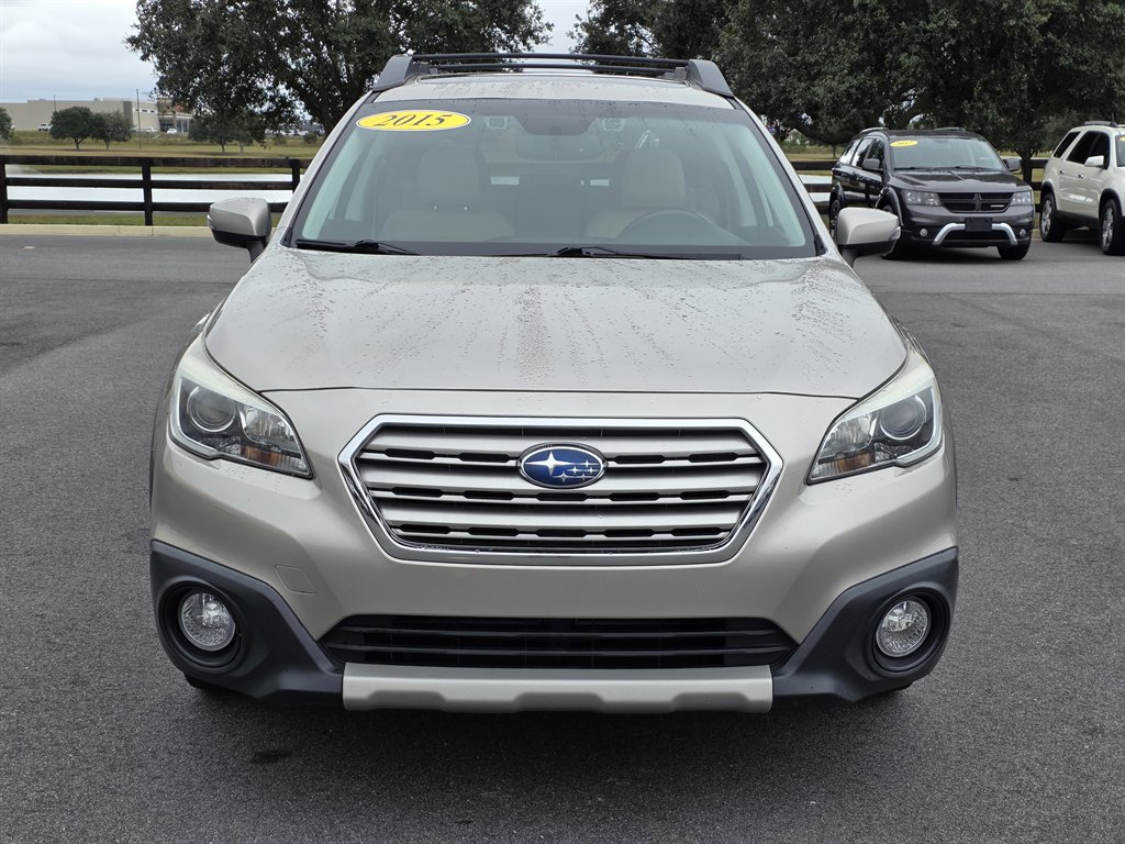 2015 Subaru Outback Limited's photo