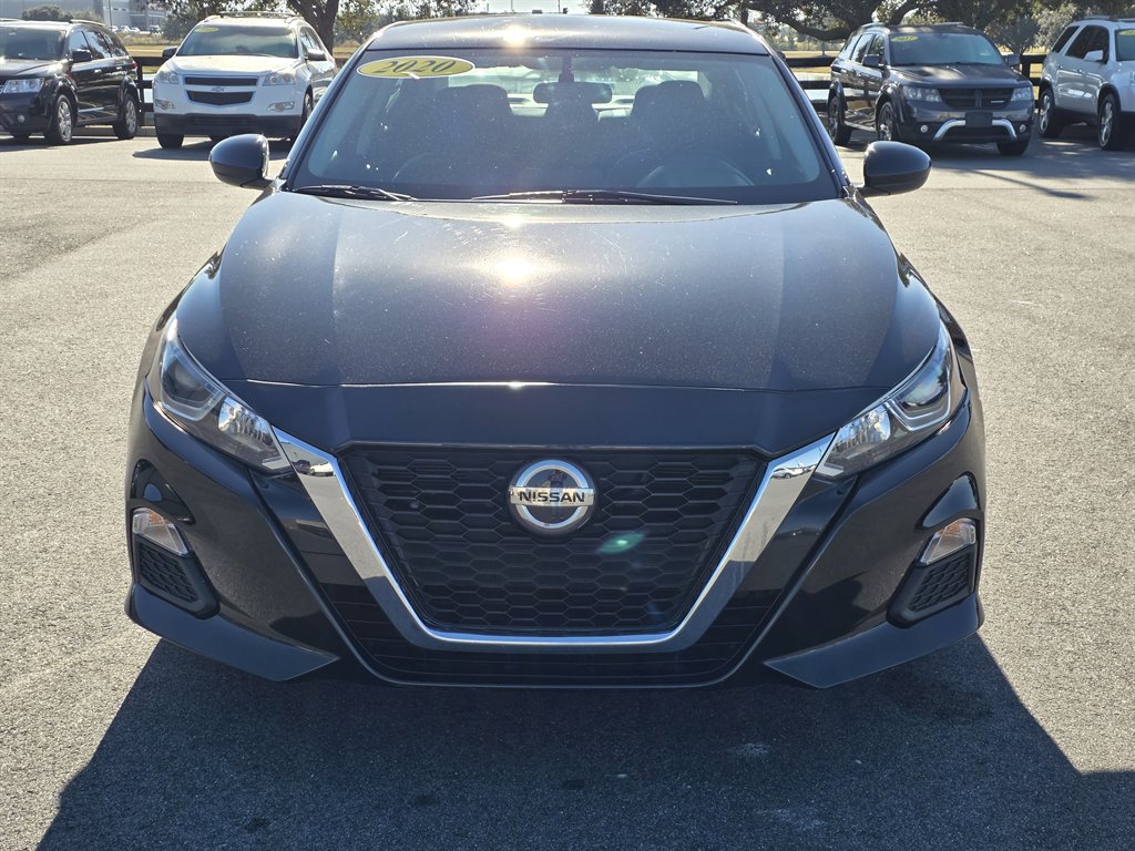 2020 Nissan Altima S's photo