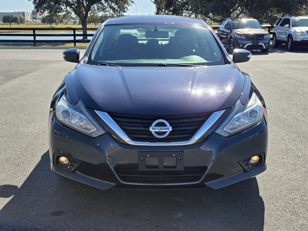 2018 Nissan Altima SL's photo