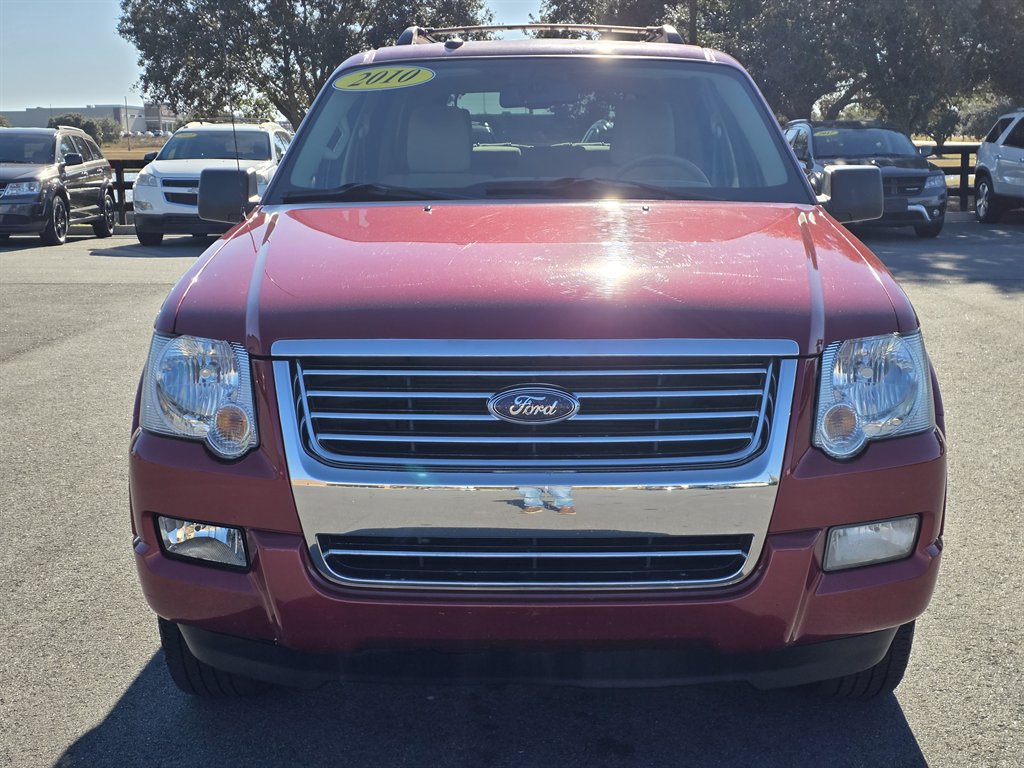 2010 Ford Explorer XLT's photo