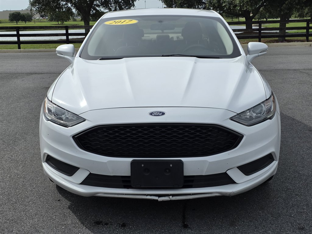 2017 Ford Fusion SE FWD's photo
